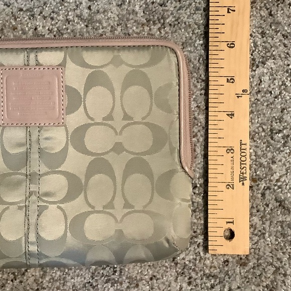 Coach LW Sig Nyl EW Zip Top Tote & Ereader case NWT #SV/Khaki Drk pink pull/tag - Picture 12 of 14